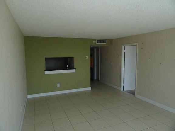 2nd image of 494 NW 165th St APT C507