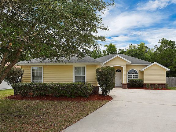 3rd image of 1304 Summerbrook Dr