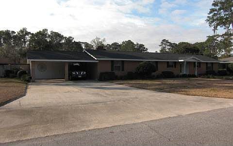 2nd image of 941 Pineview Cir