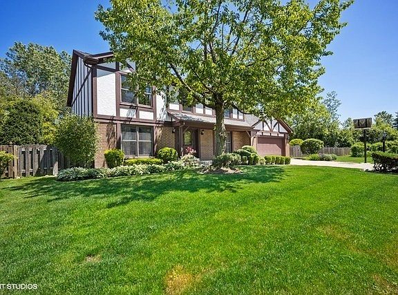 3rd image of 2223 Janet Dr