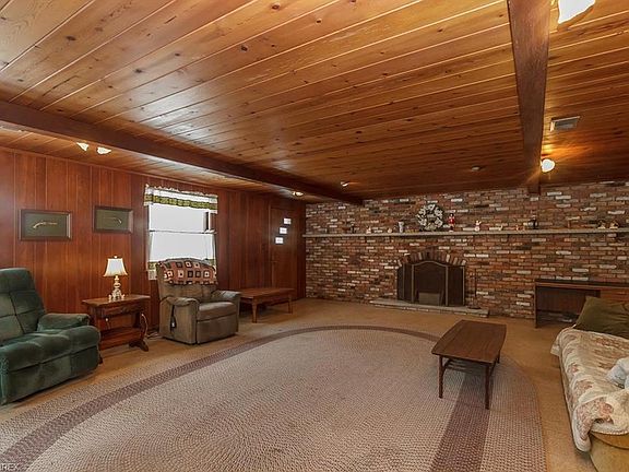 4th image of 5611 Orchid Ave