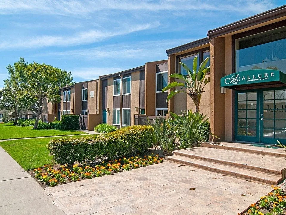 3454 Castle Glen Dr #211