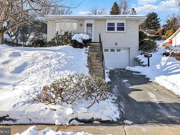 2nd image of 410 Friedensburg Rd