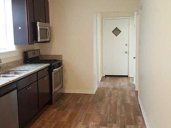 5th image of 6427 N Leavitt St APT 3