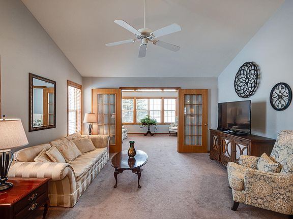 2nd image of 613 Malvern Hill Dr
