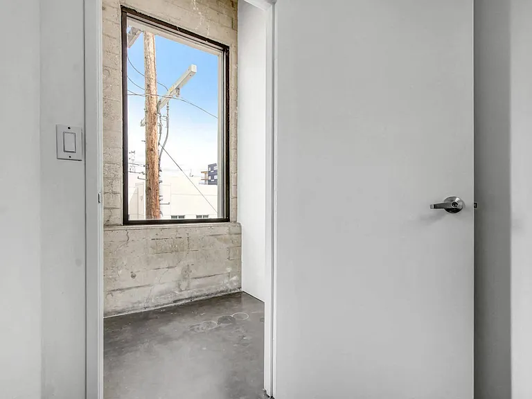 RiverFront live - Work Lofts — Photo 105
