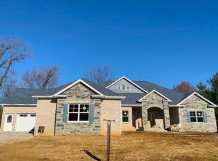 8433 Treybrooke Pl, O Fallon, IL 62269