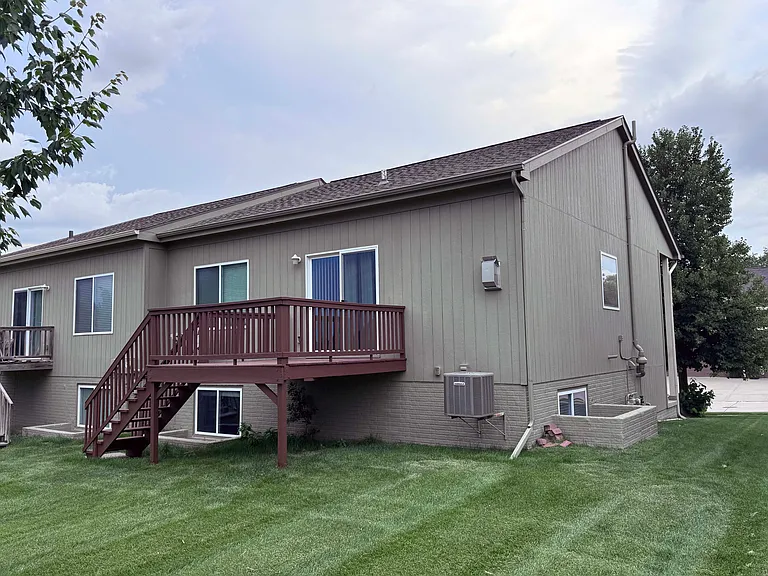 16305 Browne St — Photo 4