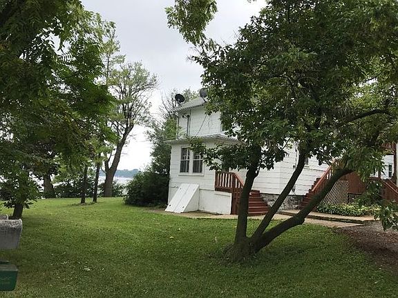2nd image of 1192 N Hendee Ln