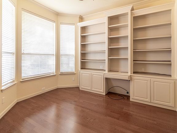 3rd image of 3604 Timothy Dr