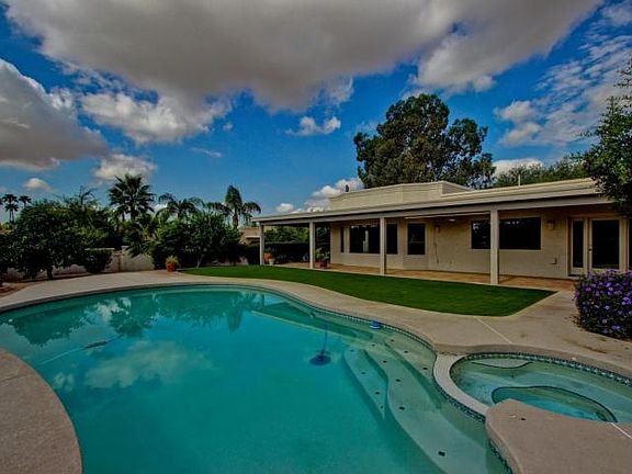 2nd image of 23214 N Country Club Trl