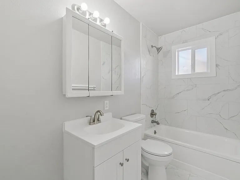 Aspen Creek Apartments — Photo 4
