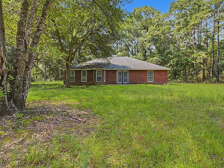 10179 Highway 196 W — Photo 33