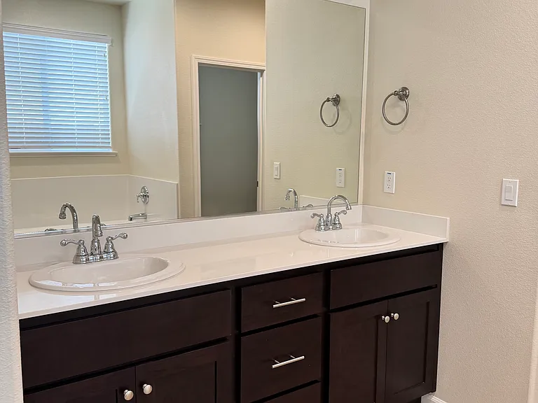 4403 Andrea Dr — Photo 8