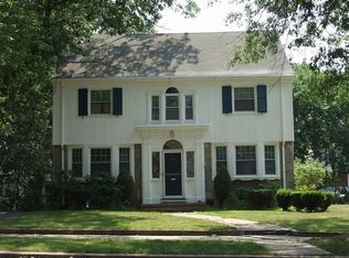 1679 Ella T Grasso Blvd, New Haven, CT 06511