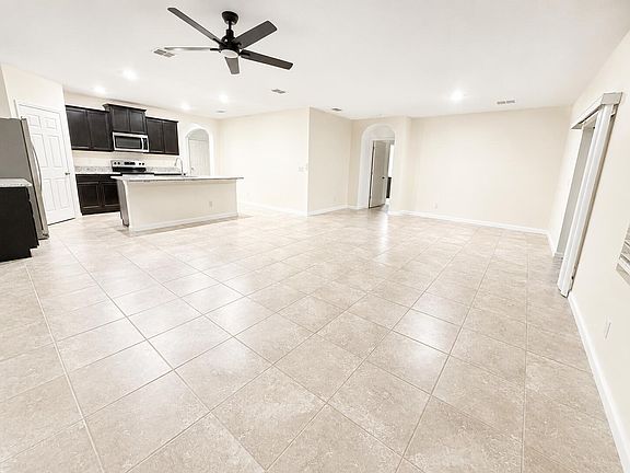 3rd image of 9224 Potomac Dr