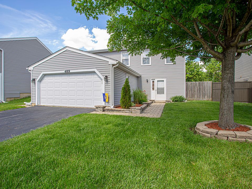 1st image of 489 Waterbury Ln