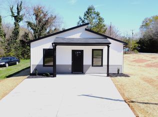 221 Sims Chapel Rd, Spartanburg, SC 29306