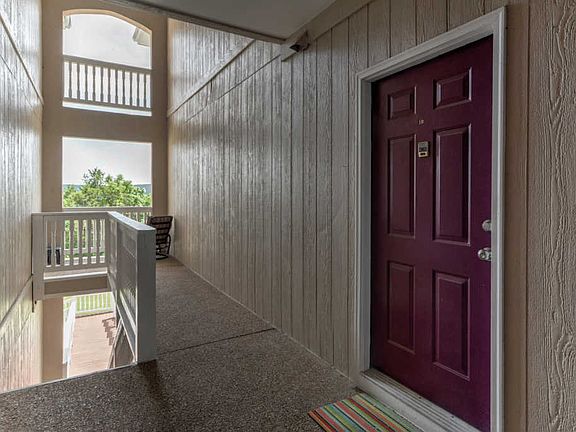 3rd image of 280 Woodland Dr Unit 1D
