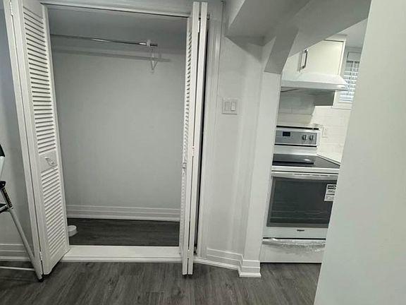 4th image of 148 Cosburn Ave S #Basement