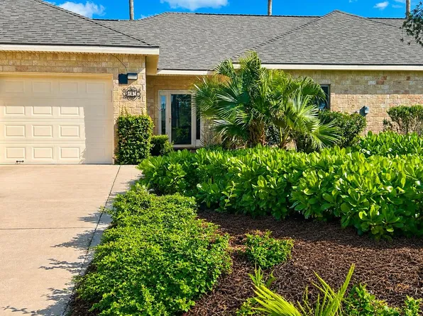 67 Torrey Pines Rd, Laguna Vista, TX 78578