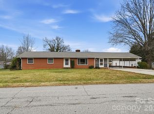 215 Craver Ave, Salisbury, NC 28146