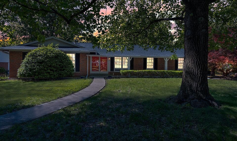 1st image of 6953 Parc Charlene Dr
