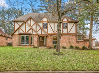 100 Riverhill Dr, Conroe, TX 77304