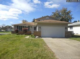 5940 Lehman Dr, Bedford Heights, OH
