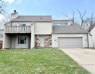 1550 NW 91st St, Clive, IA, 50325