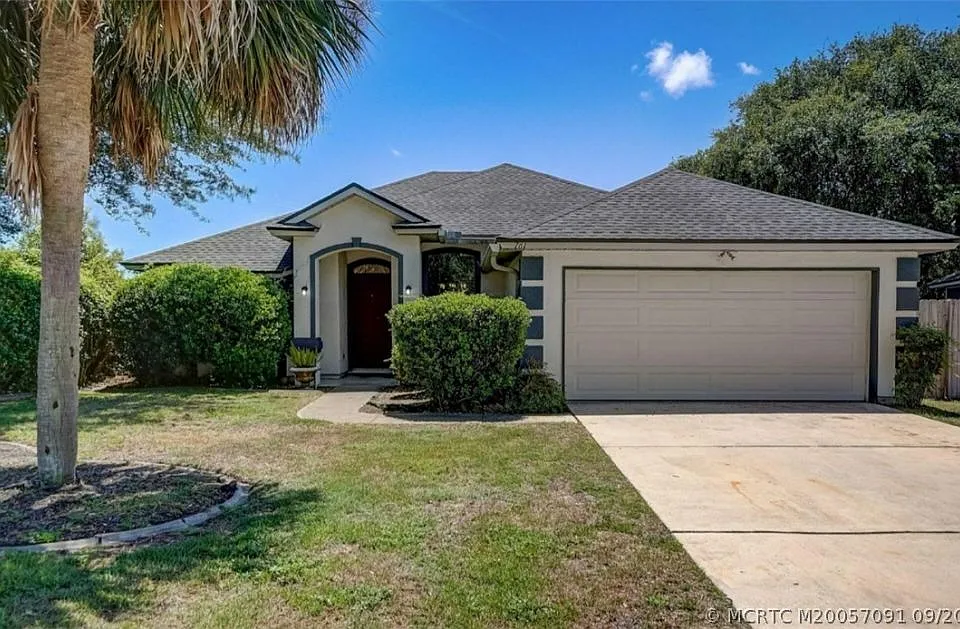 761 Aqua Surf Ct