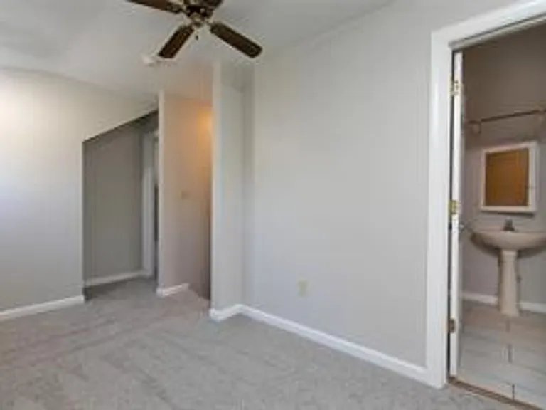 2911 Richard Pace S — Photo 10
