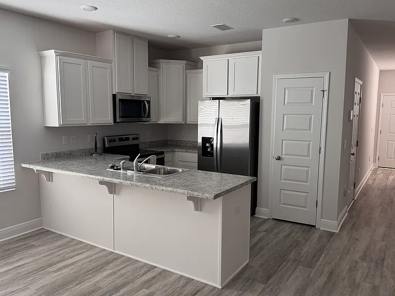 6306 Grove Park Dr — Photo 7