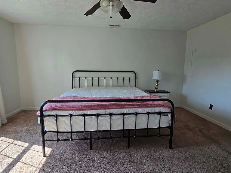 700 Rim Rd — Photo 25