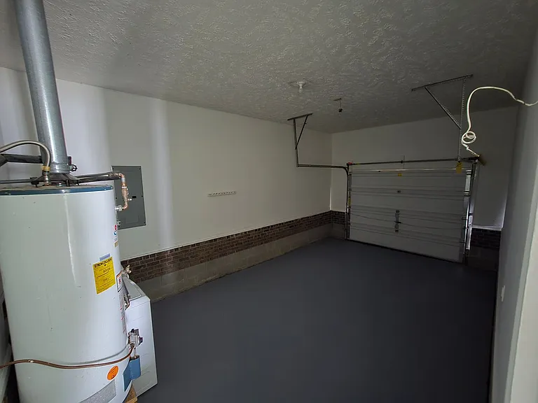 1521 Kara Ct — Photo 26