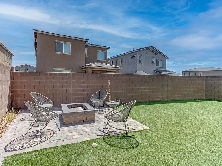 7106 Calvert Cliffs St — Photo 45