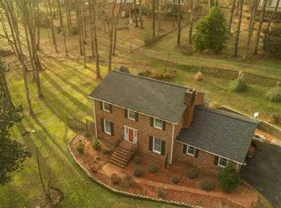 251 Fairlane Dr, Spartanburg, SC 29307