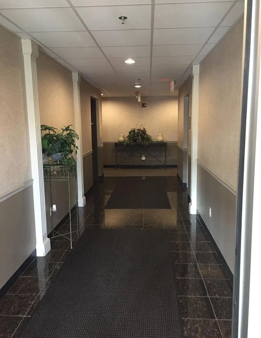 2 bed, 1269 sqft, $1,995 — Photo 3