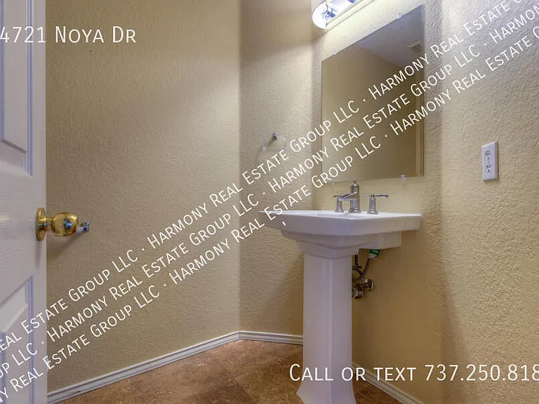 14721 Noya Dr — Photo 21