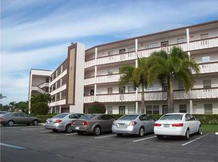 2046 Cornwall #2046-C, Boca Raton, FL 33434