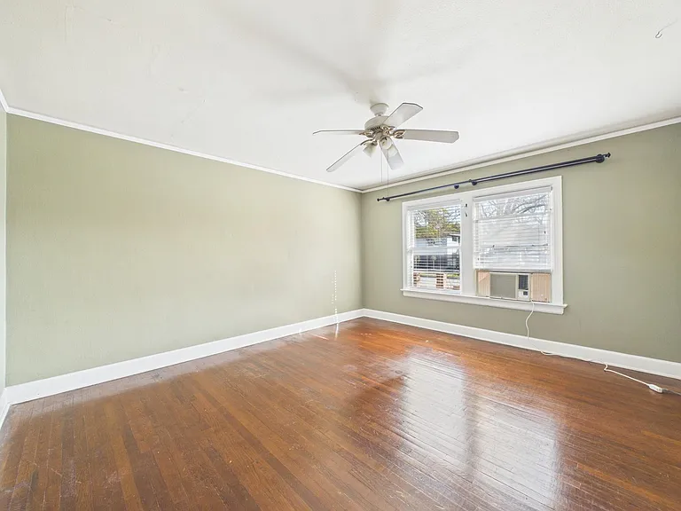 1920 Richmond Ave #9 — Photo 11