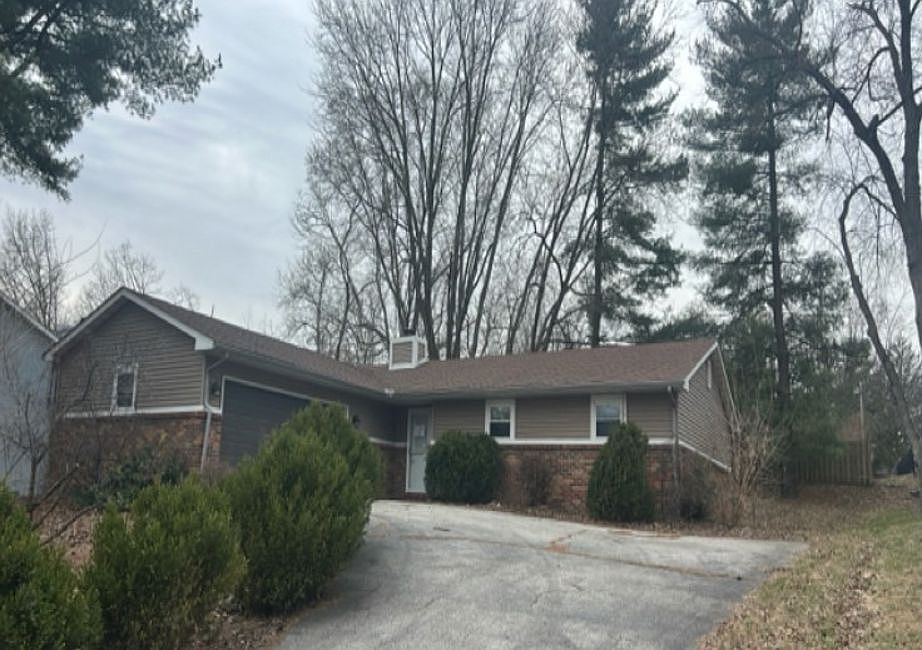 1st image of 2001 Lemontree Ln