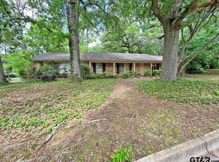 904 Rhodes Dr, Tyler, TX 75701