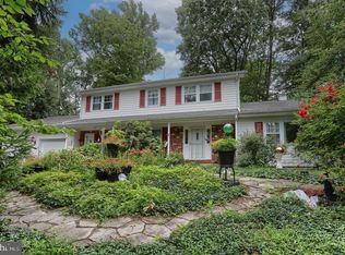 280 Nye Rd, Hershey, PA 17033