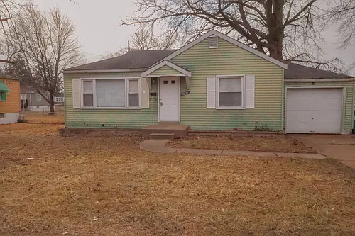 10131 Cabot Dr Photo 1