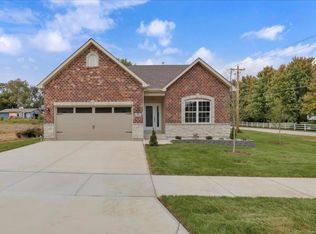 125 Salfen Farm Ct, O'Fallon, MO