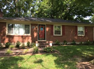 10003 Nanka Rd, Louisville, KY 40272