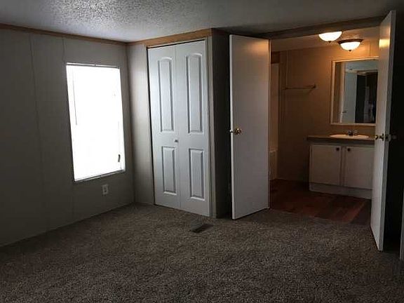 4th image of 1116 Alicia Ann Dr #70