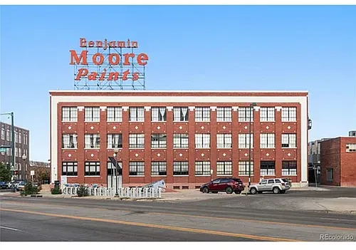 2500 Walnut St Photo 1