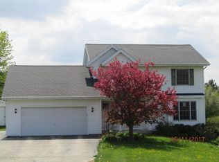 S29W31833 Roberts Rd, Waukesha, WI 53188